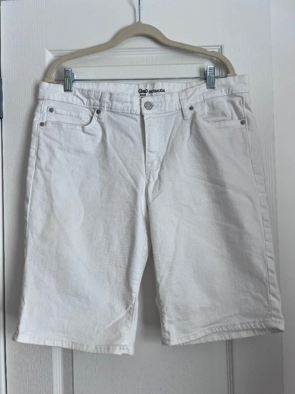 Gap Denim Bermuda Shorts White Size 14R Mid Rise Stretch